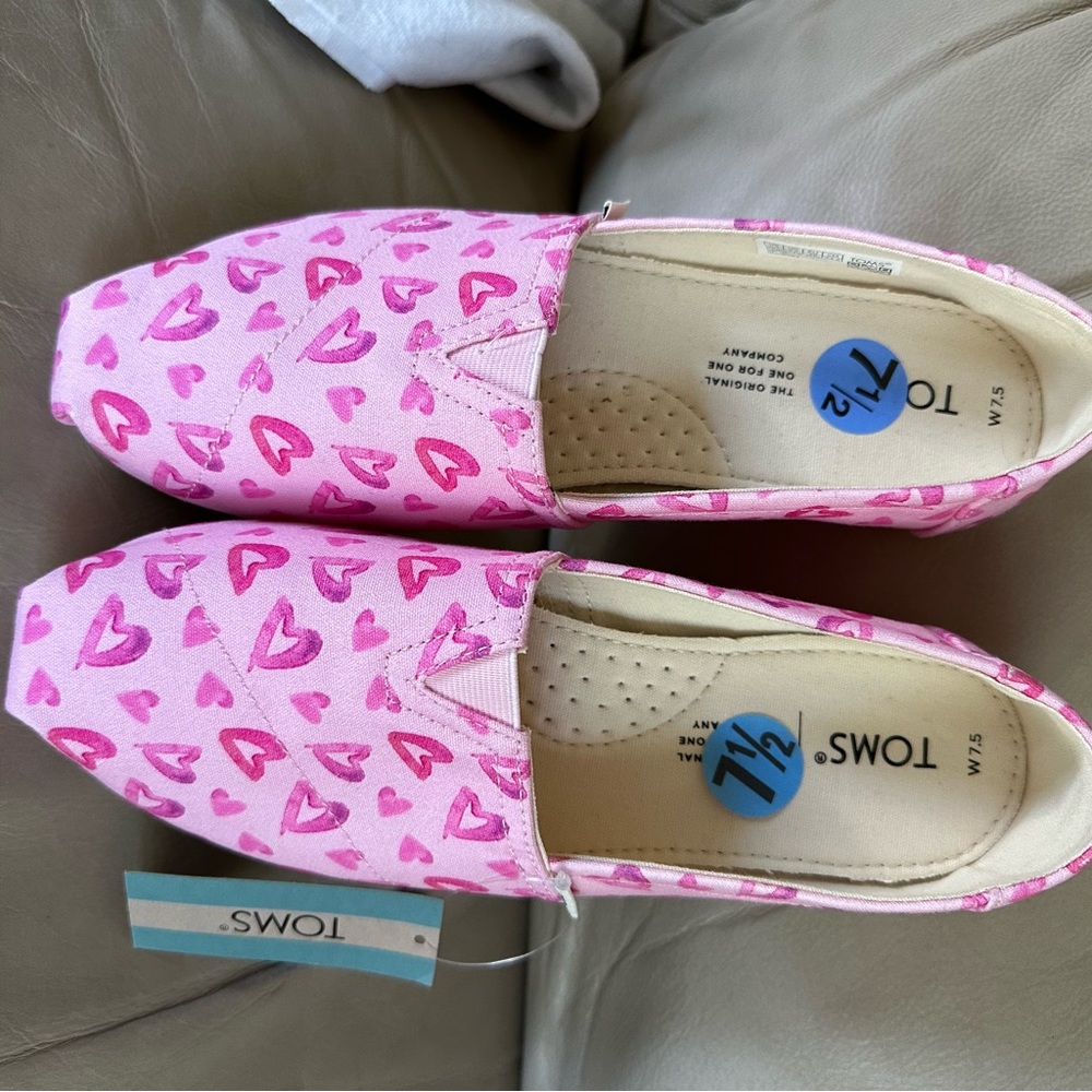 TOMS pink heart shoes